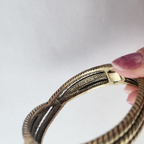 Heidi Daus Bangle Bracelet Hinge Old Gold Bronze White Crystal Age Of elegance - Picture 5 of 8